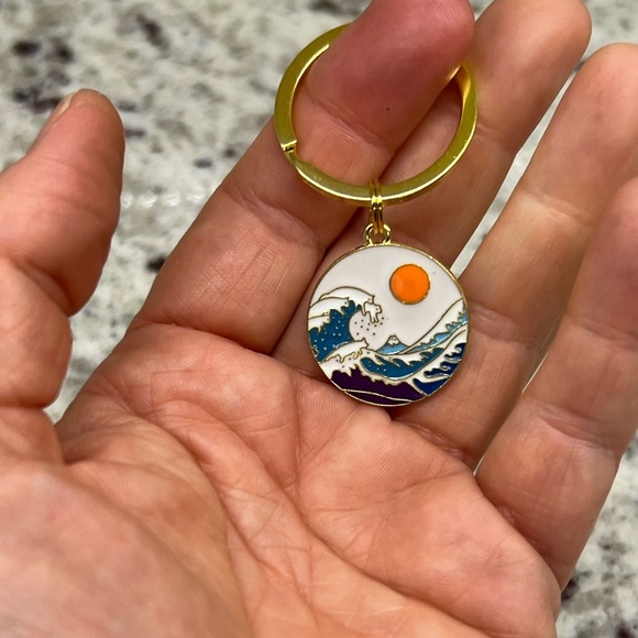 3/$12 Ocean Waves Hokusai Japanese Beach Keychain Key Ring - Picture 3 of 5